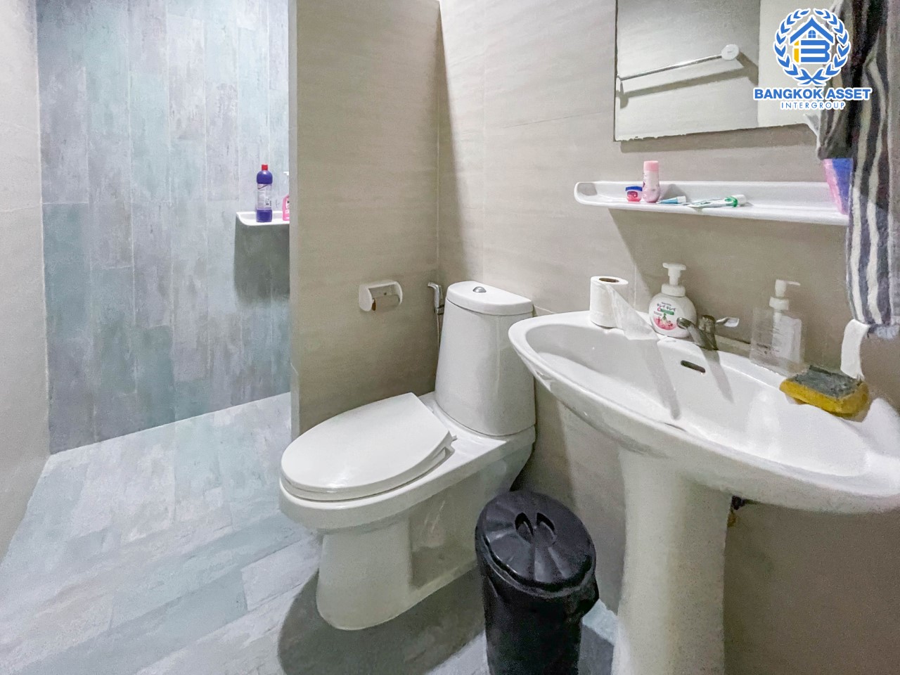 *******อาคารพาณิชย์มือสอง ย่านนนทบุรี ม.สายัณห์1 ติวานนท์ เนื้อที่กว่า 72 ตร.ว. ฟังก์ชัน 4 ห้องนอน 5 ห้องน้ำ จอดรถได้ถึง 3 คัน แถมฟรี !! เครื่องปรับอากาศ 6 เครื่อง สุดยอดทำเลหายาก! ใกล้เดอะมอลล์งามวงศ์วาน จุดขึ้นทางด่วน "งามวงศ์วาน" และรถไฟฟ้า "สถานีสนามบินน้ำ" ! ที่จะตอบโจทย์ชีวิตคนเมืองได้อย่างครบครัน